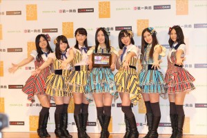 古川愛李、木本花音、松井玲奈、松井珠理奈、須田亜香里、北川綾巴、古畑奈和、「SKE48 7期生メンバーオーディション」発表会にて