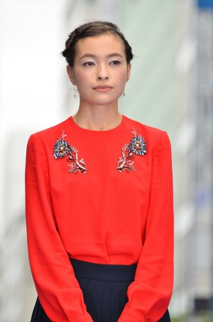 『ホットロード』ブルーカーペットセレモニーに登壇した太田莉菜