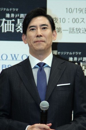 『株価暴落』完成披露試写会に登壇した高嶋政伸