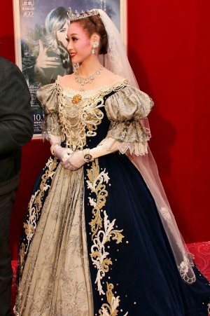 蘭乃はな、宝塚花組公演『エリザベート‐愛と死の輪舞(ロンド)‐』囲み取材にて