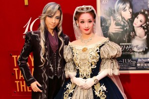 明日海りお、蘭乃はな、宝塚花組公演『エリザベート‐愛と死の輪舞(ロンド)‐』囲み取材にて