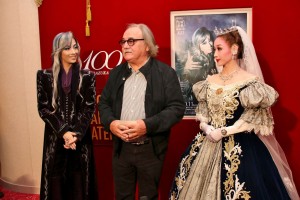 明日海りお、作曲家シルヴェスター・リーヴァイ、蘭乃はな、宝塚花組公演『エリザベート‐愛と死の輪舞(ロンド)‐』囲み取材にて