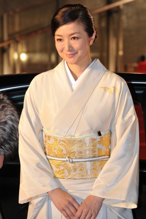 『救いたい』(レッドカーペット)