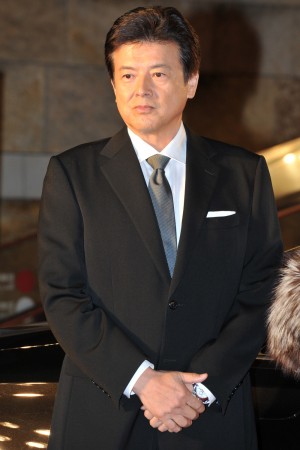 『救いたい』(レッドカーペット)