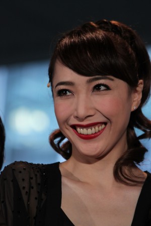 『シカゴ』宝塚歌劇100周年記念OGバージョン 囲み取材に出席した貴城けい