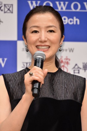 鈴木京香、連続ドラマW『平成猿蟹合戦図』第1話完成試写会にて