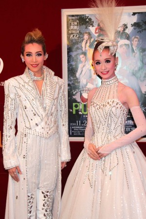 龍真咲、愛希れいか、宝塚歌劇・月組公演『PUCK』『CRYSTAL TAKARAZUKA』取材会にて