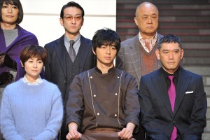 『問題のあるレストラン』制作発表記者会見に登場したキャスト陣