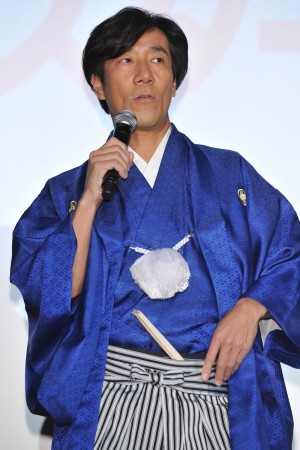 岸谷五朗、ドラマ『残念な夫。』制作発表イベントに登場