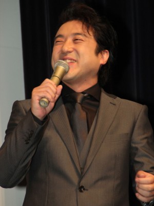 『ウロボロス~この愛こそ、正義。』舞台挨拶に出席した、ムロツヨシ