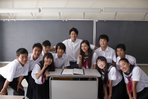 May J.の新曲ミュージックビデオに内田篤人選手が出演