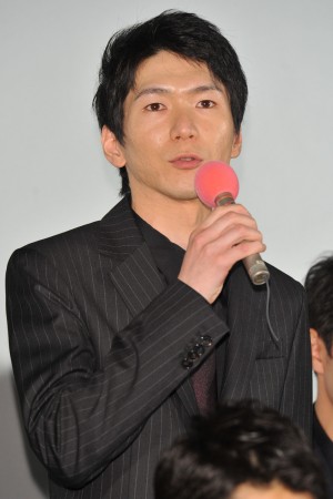 ドラマスペシャル『永遠の0』制作発表記者会見に登場した金井勇太