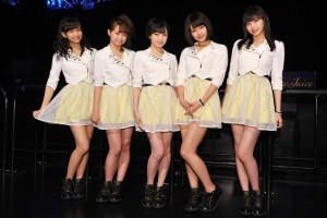 宮崎由加、高木紗友希、宮本佳林、金澤朋子、植村あかり