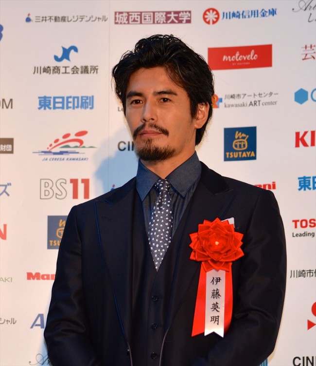 「第69回毎日映画コンクール」授賞式に出席した伊藤英明