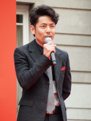 『王妃の館』完成披露イベントに登壇した山中崇史