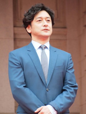 『王妃の館』完成披露イベントに登壇した石丸幹二