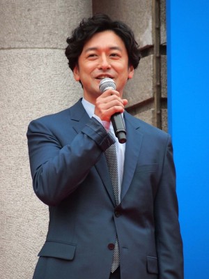 『王妃の館』完成披露イベントに登壇した石丸幹二