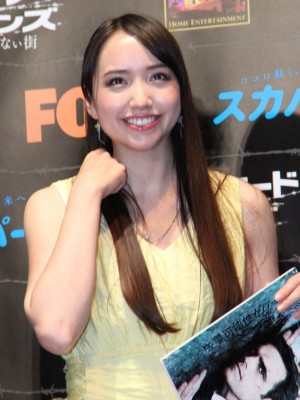 豊田エリー、『ウェイワード・パインズ』来日記者会見にて
