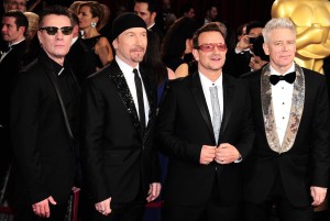 「U2」ボノ悲痛、長年のツアーマネージャーが死去「家族の一員を失った」[セレブ＆ゴシップ]