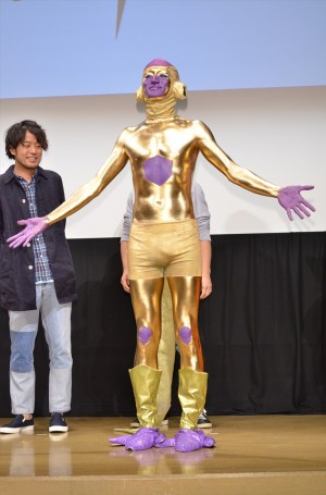 『ドラゴンボール超』第1話完成試写会に登場した「グッドモーニングアメリカ」たなしん