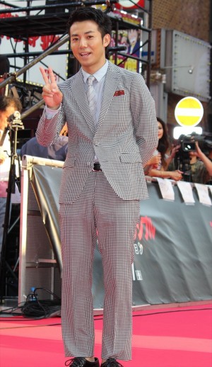 『ミッション:インポッシブル/ローグ・ネイション』ジャパンプレミアに登場したピース・綾部祐二