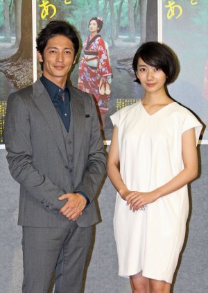 朝ドラ『あさが来た』第1週完成披露試写会に出席した波留、玉木宏