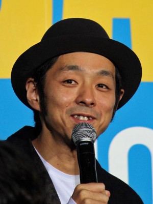 映画『バクマン。』の完成披露試写会に登壇した宮藤官九郎
