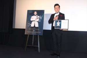 『007 スペクター』公式アンバサダーに就任したくりぃむしちゅーの有田哲平