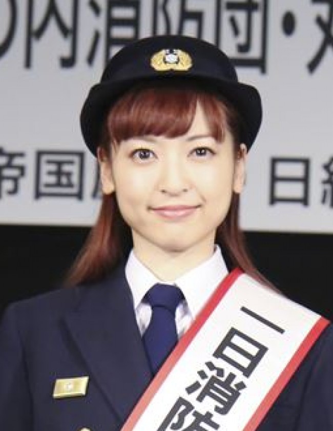 一日消防署長に就任した神田沙也加