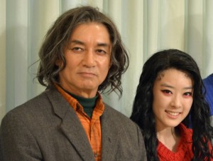 舞台『MORSE』囲み取材に出席した田中健、水上京香
