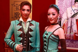 明日海りお・花乃まりあ、『新源氏物語』『Melodia』囲み取材にて