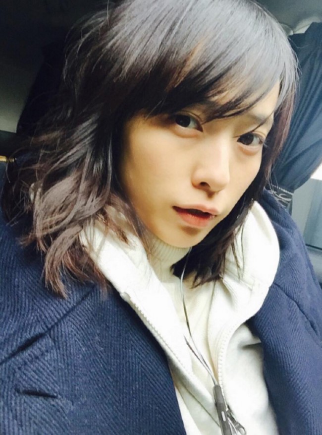 戸田恵梨香、“チクチク”長めの前髪に反響