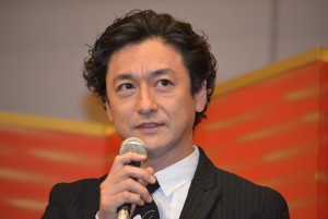 『信長燃ゆ』製作発表記者会見に出席した石丸幹二