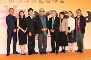 映画『家族はつらいよ』完成報告会見の様子