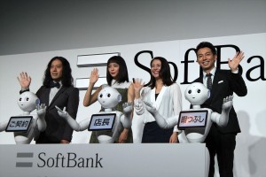 「Pepper World 2016」法人活用・記者説明会の様子