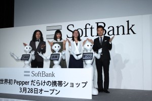 「Pepper World 2016」法人活用・記者説明会の様子