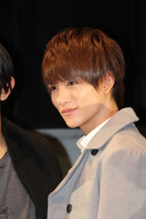 『仮面ライダーアマゾンズ』製作発表記者会見に登壇した藤田富