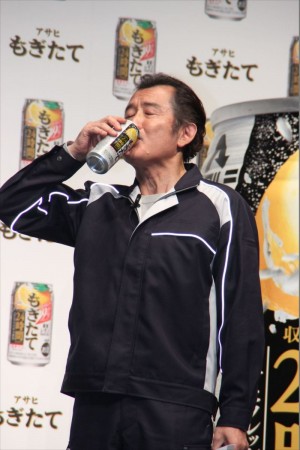 「アサヒもぎたて」CM発表会に出席した吉田鋼太郎