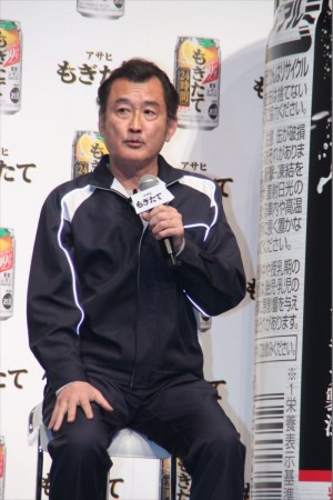 「アサヒもぎたて」CM発表会に出席した吉田鋼太郎