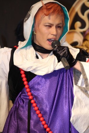 ミュージカル『刀剣乱舞』 ~阿津賀志山異聞~製作発表会見に登壇した佐伯大地