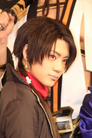 ミュージカル『刀剣乱舞』 ~阿津賀志山異聞~製作発表会見に登壇した佐藤流司