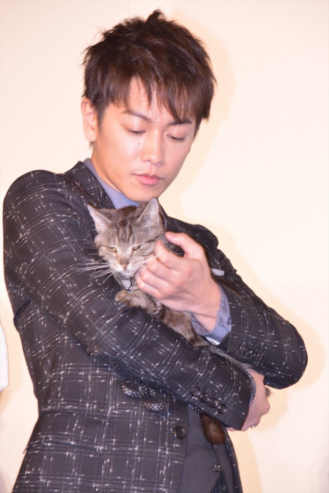 『世界から猫が消えたなら』初日舞台挨拶　佐藤健