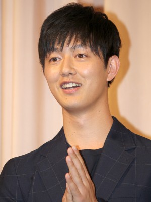 『夏美のホタル』完成披露試写会に登壇した工藤阿須加