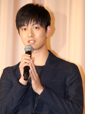 『夏美のホタル』完成披露試写会に登壇した工藤阿須加