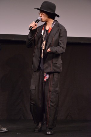 赤西仁、『I’m LESLIE KEE‐we are the world.』トークイベントに出席