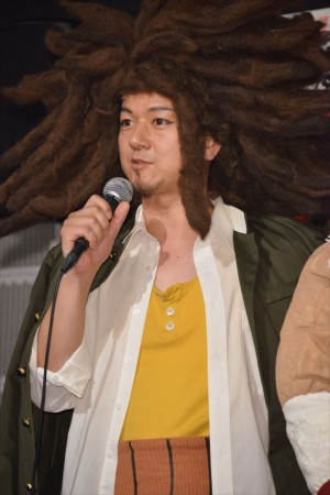 『ダンガンロンパ THE STAGE ~希望の学園と絶望の高校生~ 2016』囲み取材に登壇した松風雅也