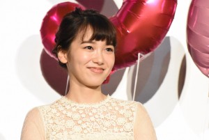 映画『MARS~ただ、君を愛してる~』の初日舞台挨拶に登壇した飯豊まりえ