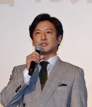 『営業部長 吉良奈津子』完成披露試写会に登壇した石丸幹二