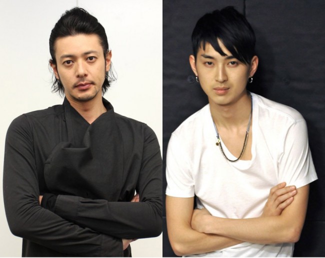 映画『オーバー・フェンス』で初共演のオダギリジョー（左）と松田翔太（右）
