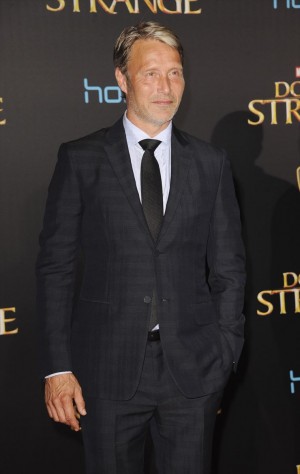 『ドクター・ストレンジ』ワールドプレミアに登壇したマッツ・ミケルセン